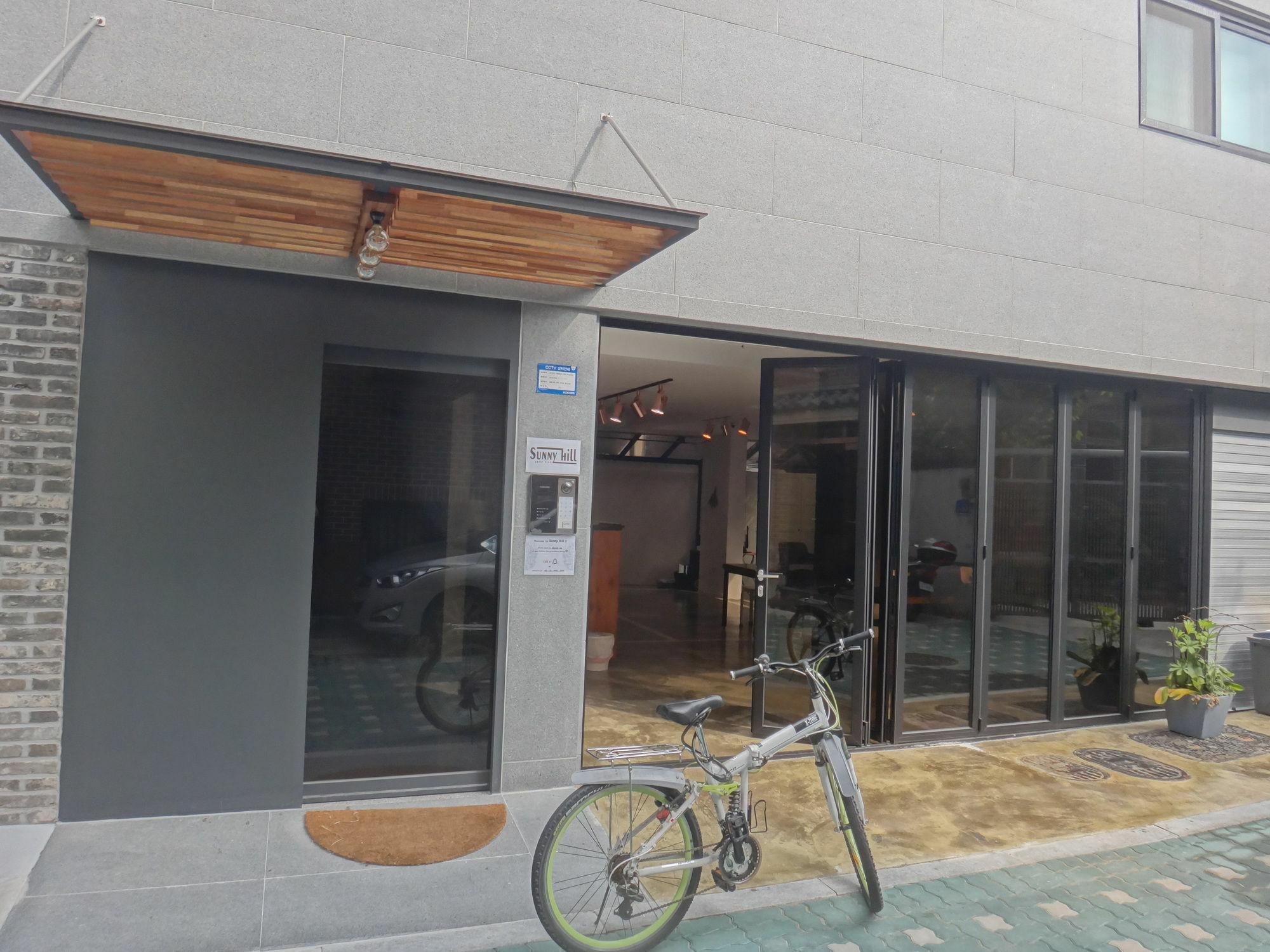 Sunnyhill Hostel Hongdae Seúl Exterior foto