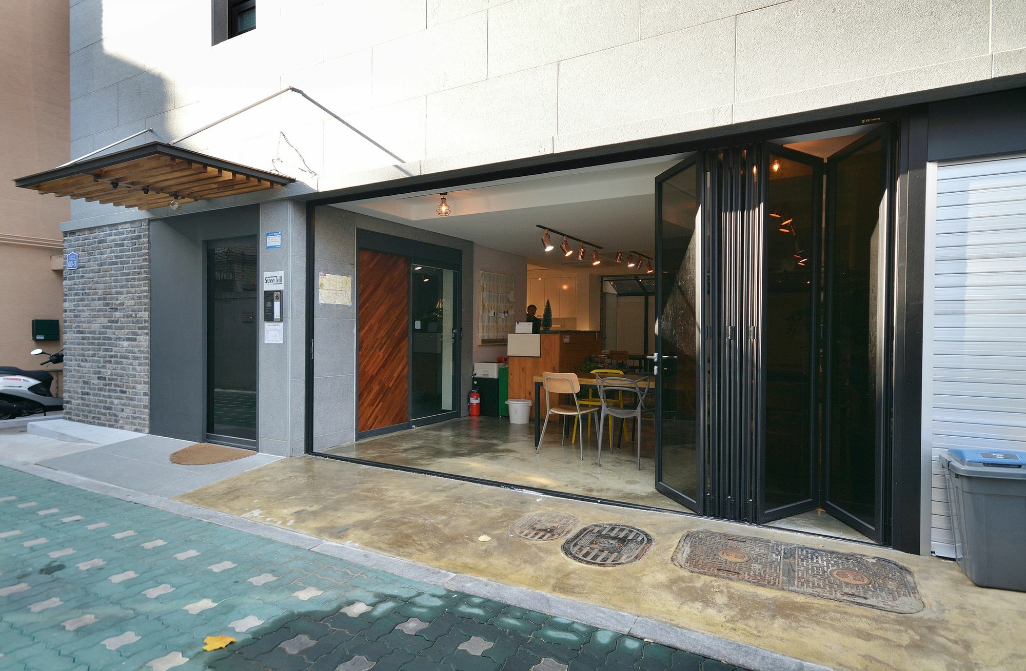 Sunnyhill Hostel Hongdae Seúl Exterior foto